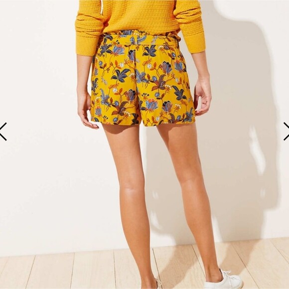 LOFT Tie Waist Floral Shorts Side Pockets Fluid Crepe Elasticated Waist Medium - Picture 2 of 10